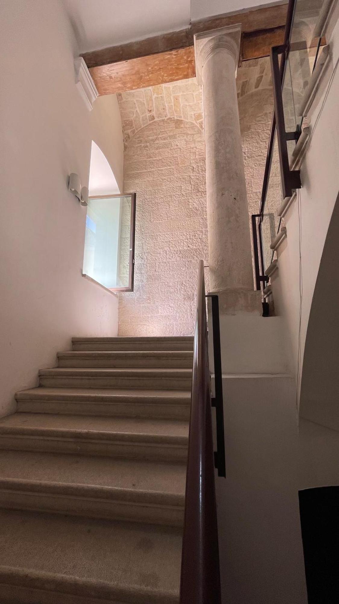 Palazzo Verrone Bari Bagian luar foto