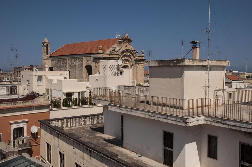 Palazzo Verrone Bari Bagian luar foto