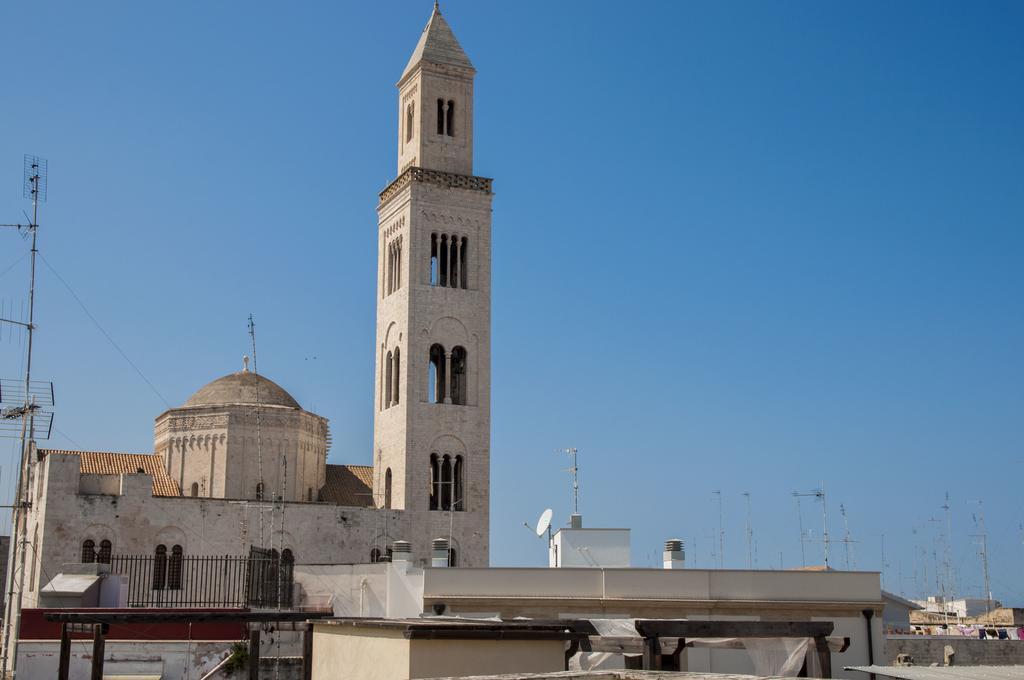 Palazzo Verrone Bari Bagian luar foto