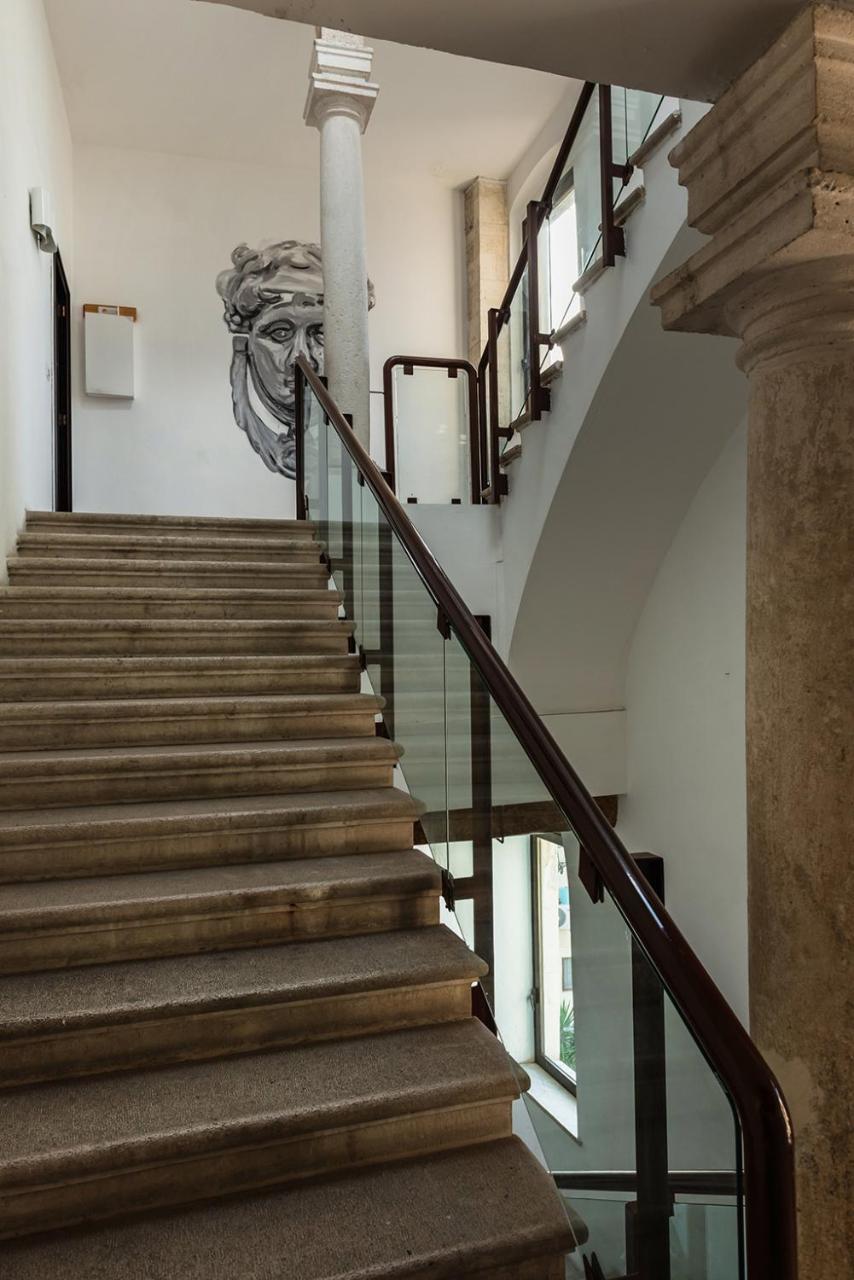 Palazzo Verrone Bari Bagian luar foto